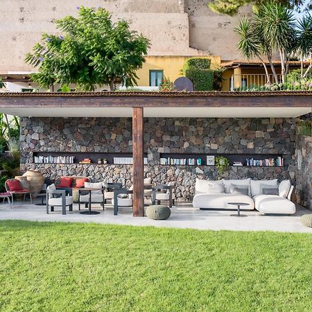 Hotel Ravesi Malfa  Exterior photo