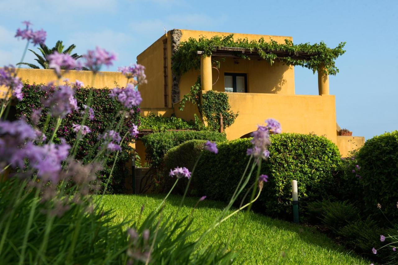 Hotel Ravesi Malfa  Exterior photo
