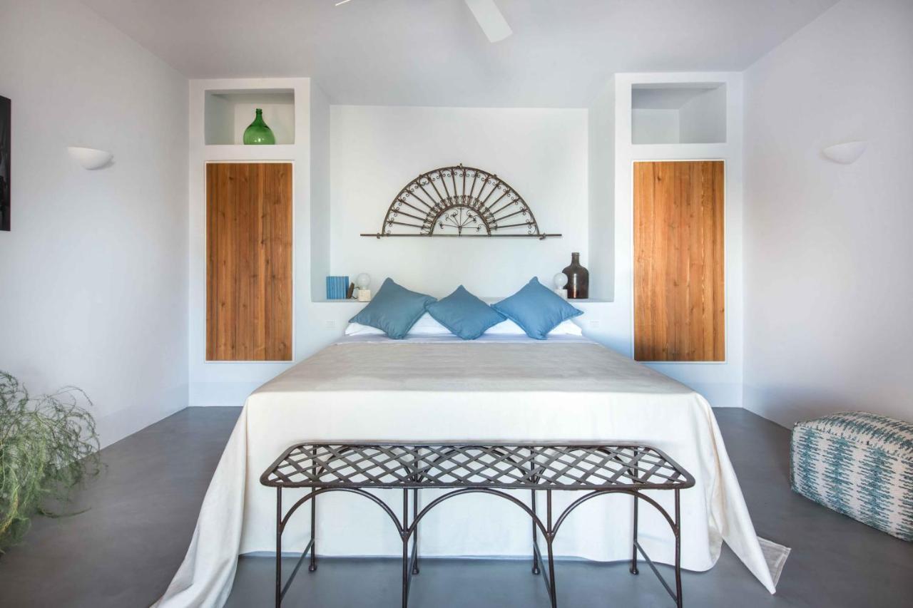 Hotel Ravesi Malfa  Room photo